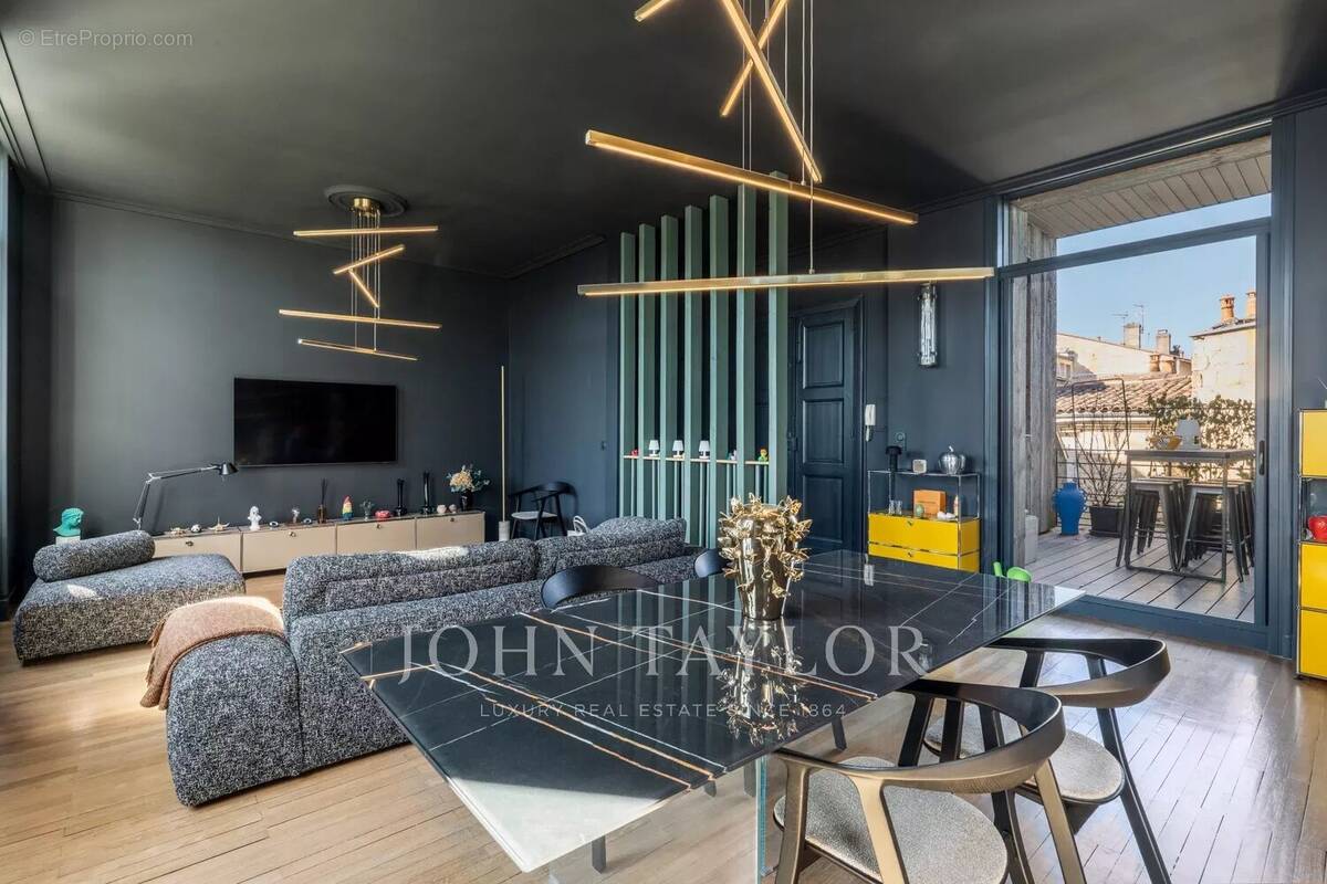 Appartement à BORDEAUX