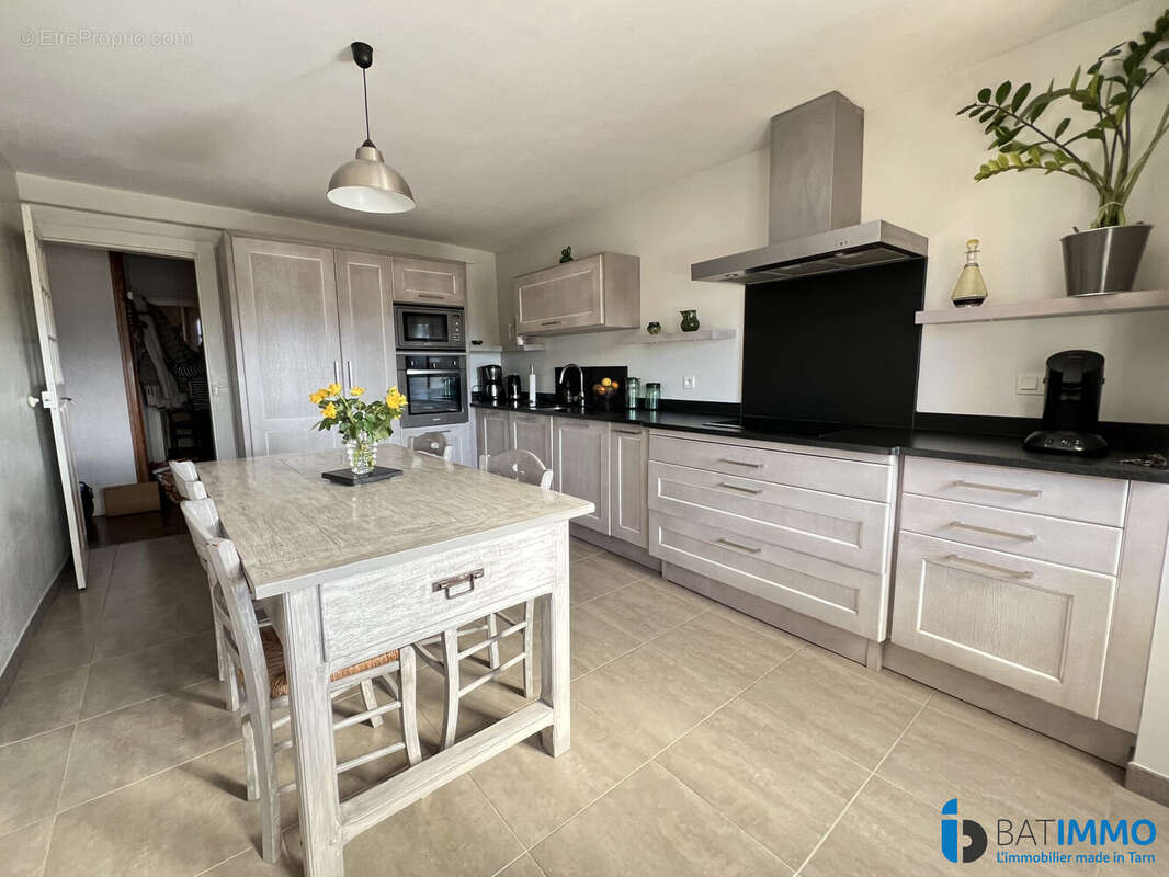 Maison principale (1er) : Cuisine - Maison à CASTRES