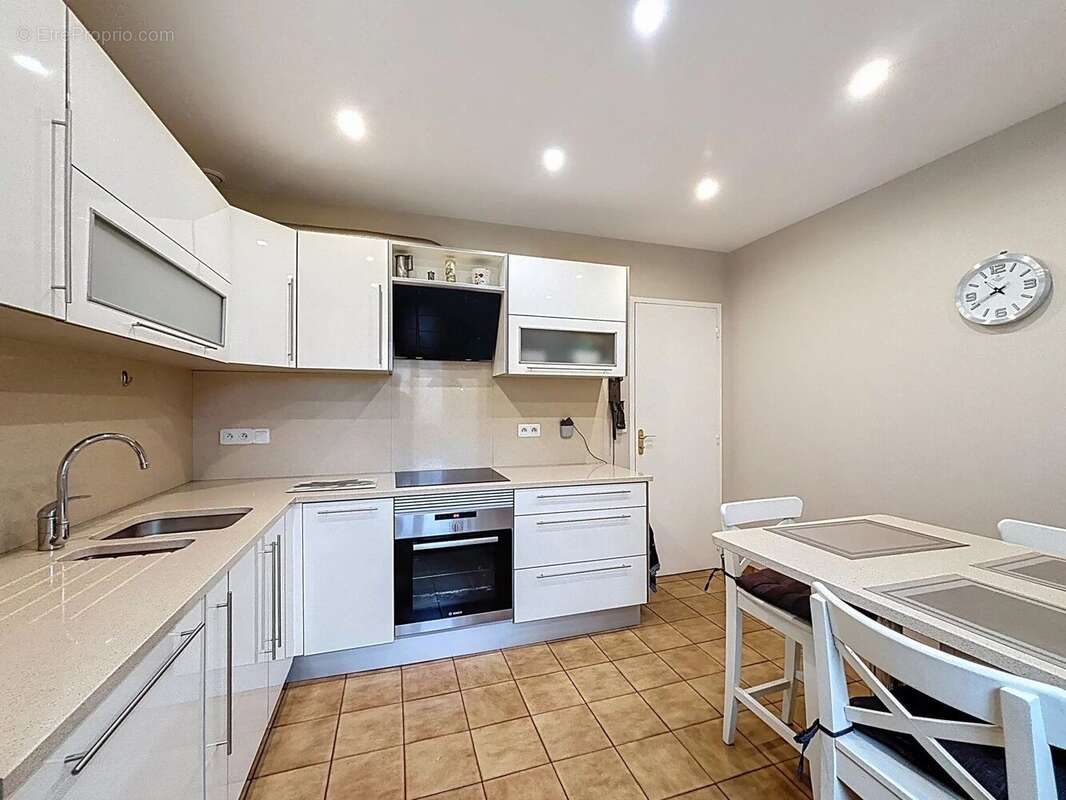 Maison à LIMEIL-BREVANNES