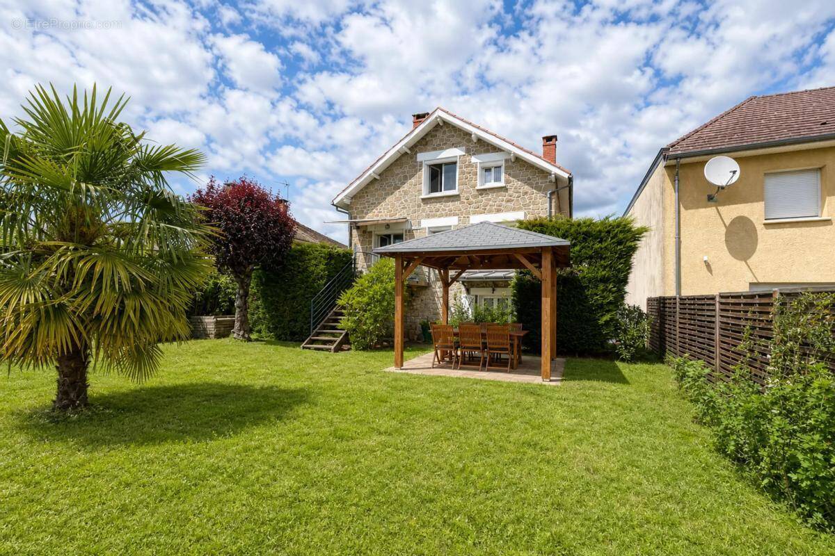 Maison à BRIVE-LA-GAILLARDE