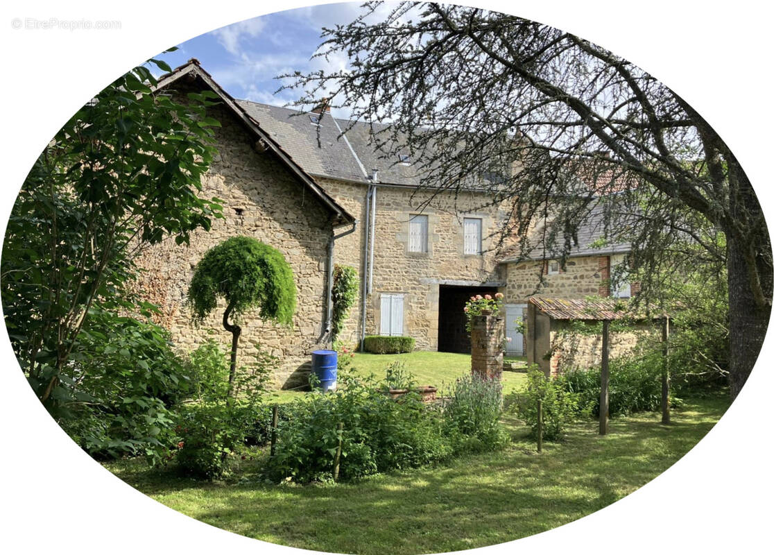 Maison à PIONSAT