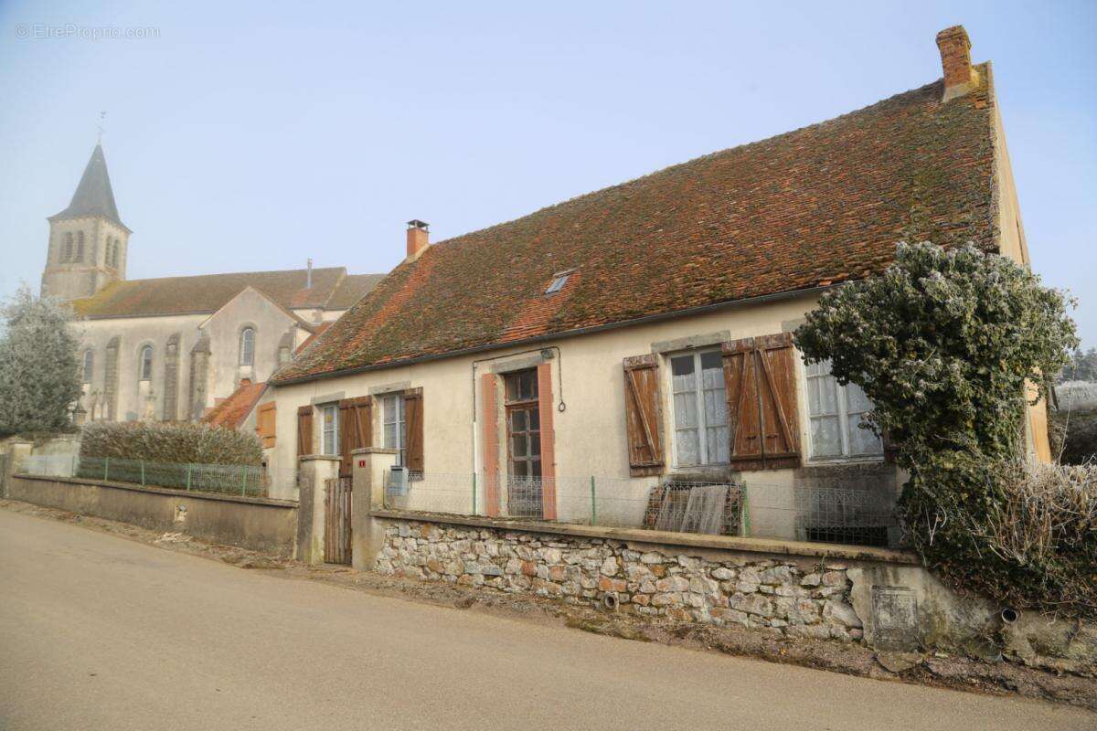 Maison à SAVILLY