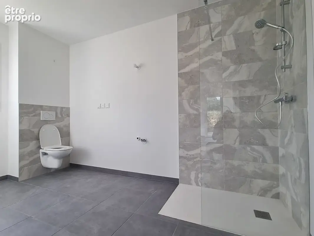 Maison mitoyenne neuve de  95.16 m² - DPE en A - Le Bélieu - photo 4