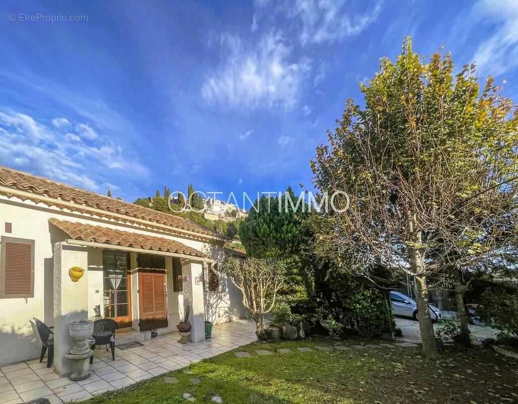 Maison à CAGNES-SUR-MER