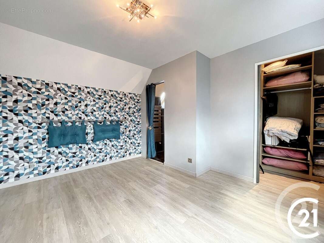 Maison à MAROLLES-SUR-SEINE