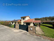 Maison à BOURGOIN-JALLIEU