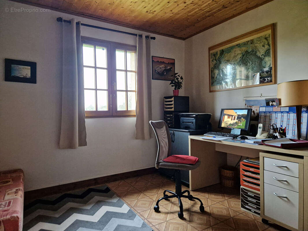 Maison à MOYAUX