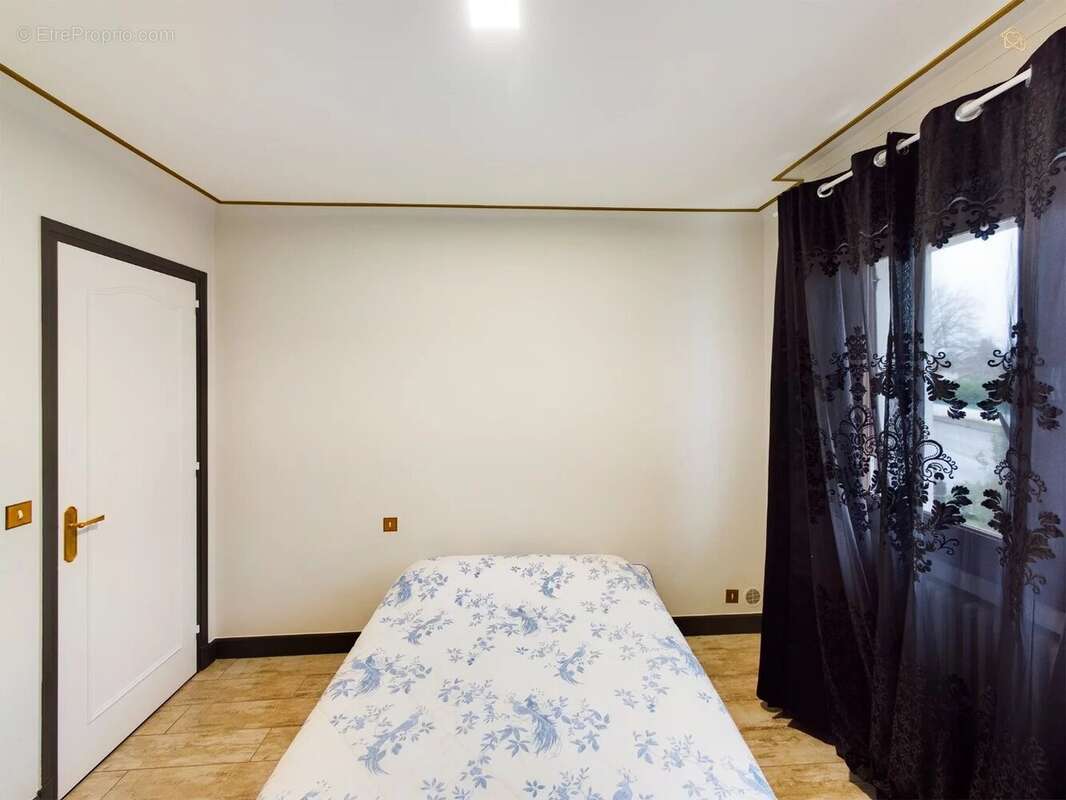 A VENDRE Coeur de DAX Maison 4 chambres + sous-sol - photo 11