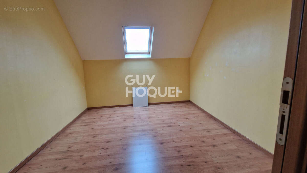 Maison à LE COUDRAY