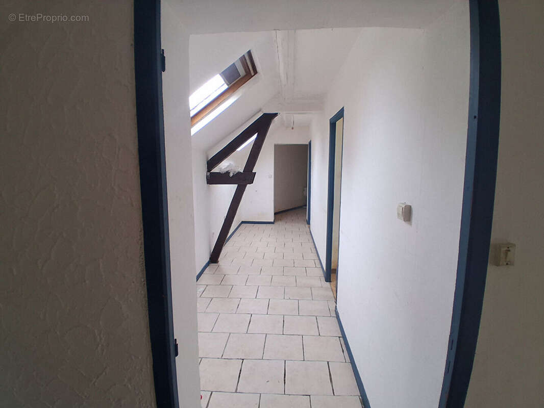 Appartement à VERVINS