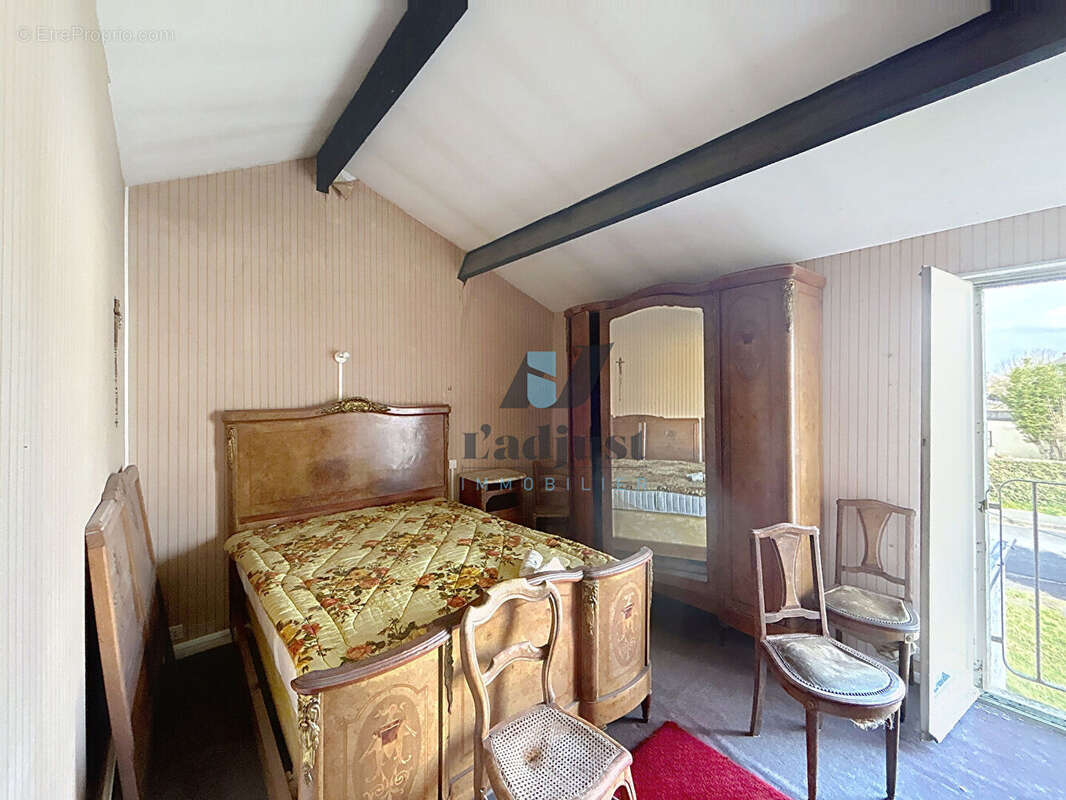 Maison à SAINT-PIERRE-LES-NEMOURS