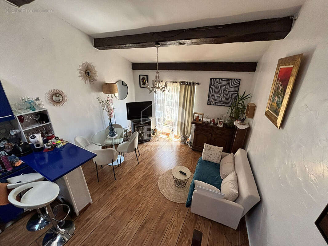 Appartement à FREJUS