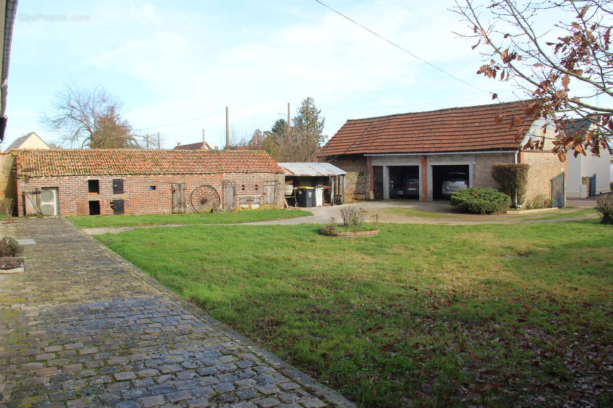 Maison à SANDARVILLE