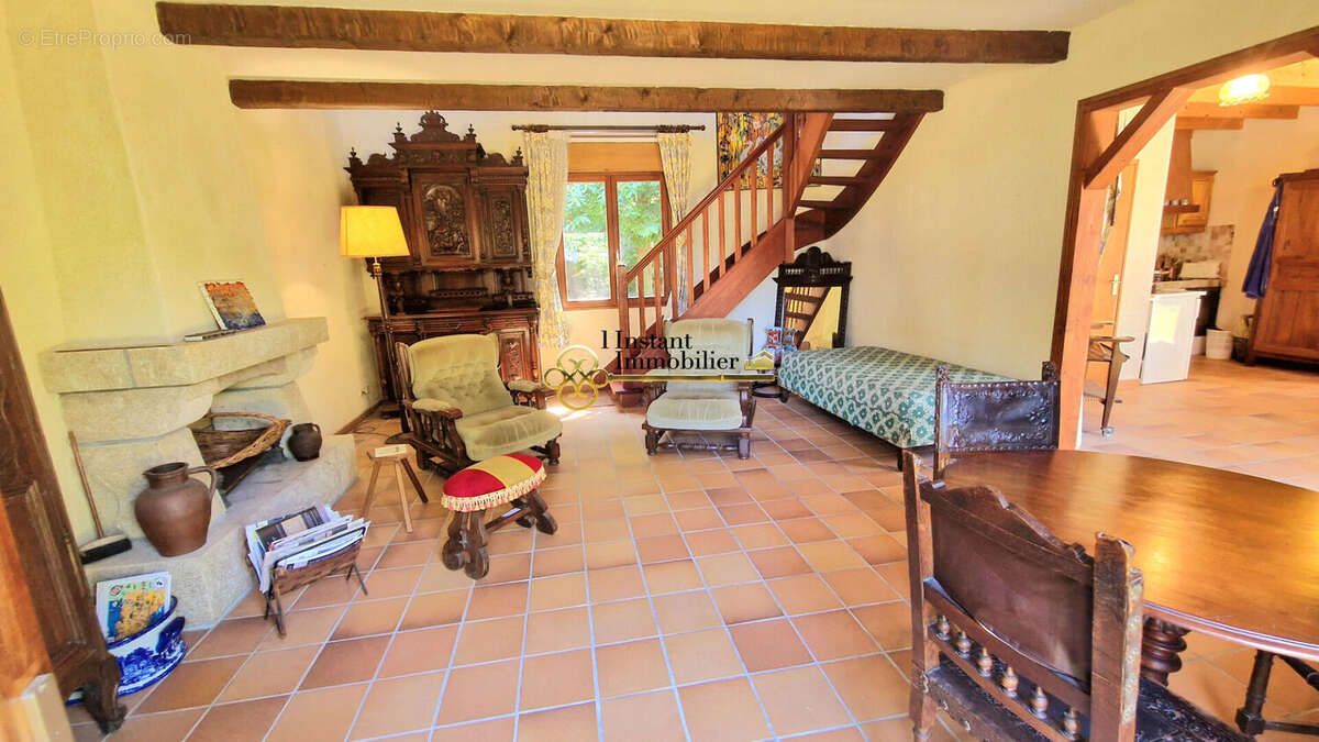 Maison à PLOUGASNOU