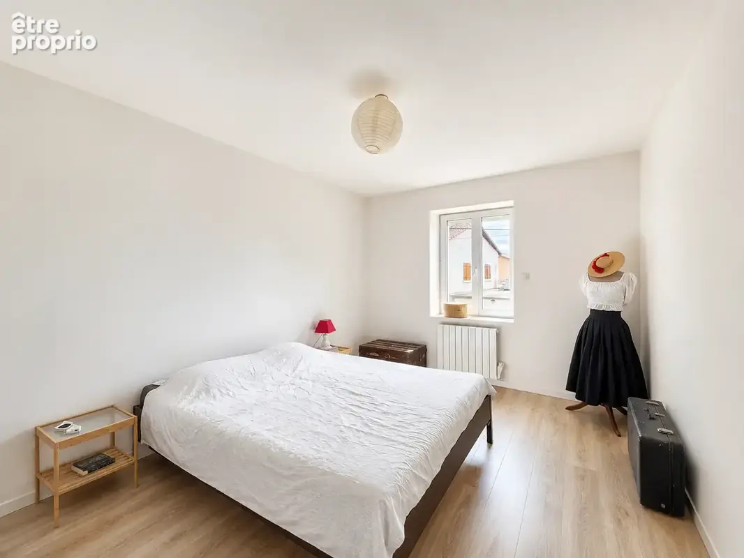 Oytier-Saint-Oblas : maison 116m2 - 3 chambres - avec jardin - photo 6