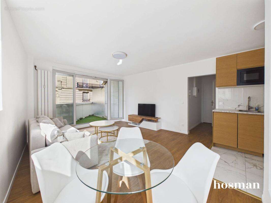 Appartement à PARIS-15E