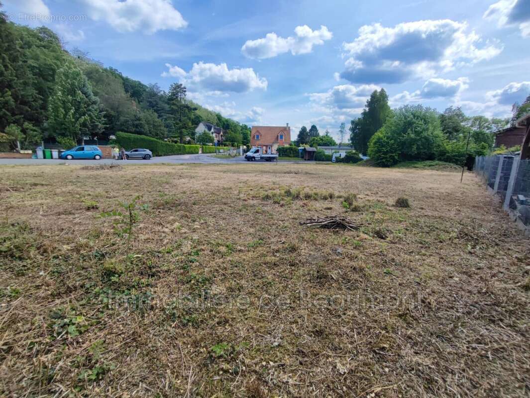 Terrain à NASSANDRES