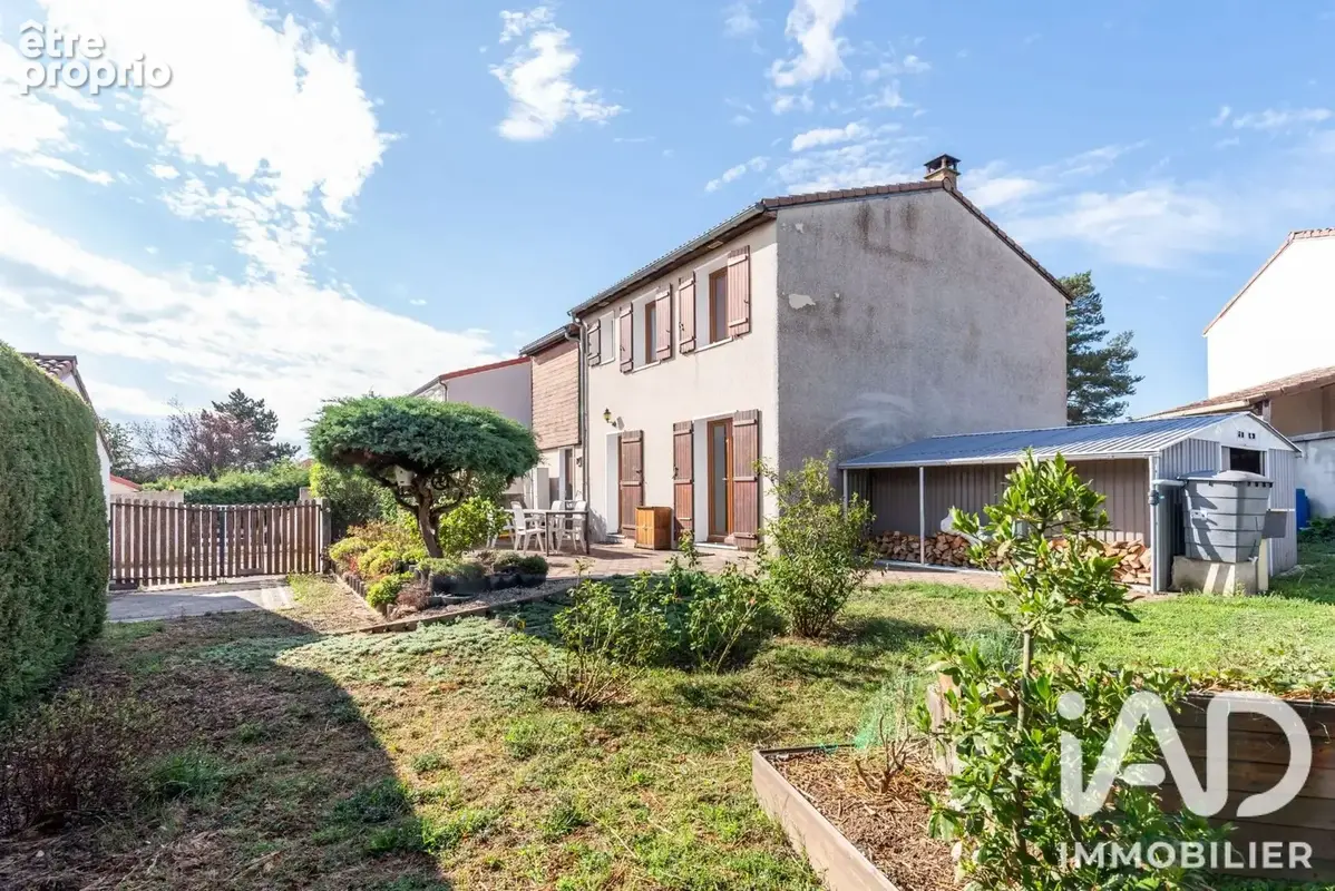 Photo 1 - Maison à GIVORS