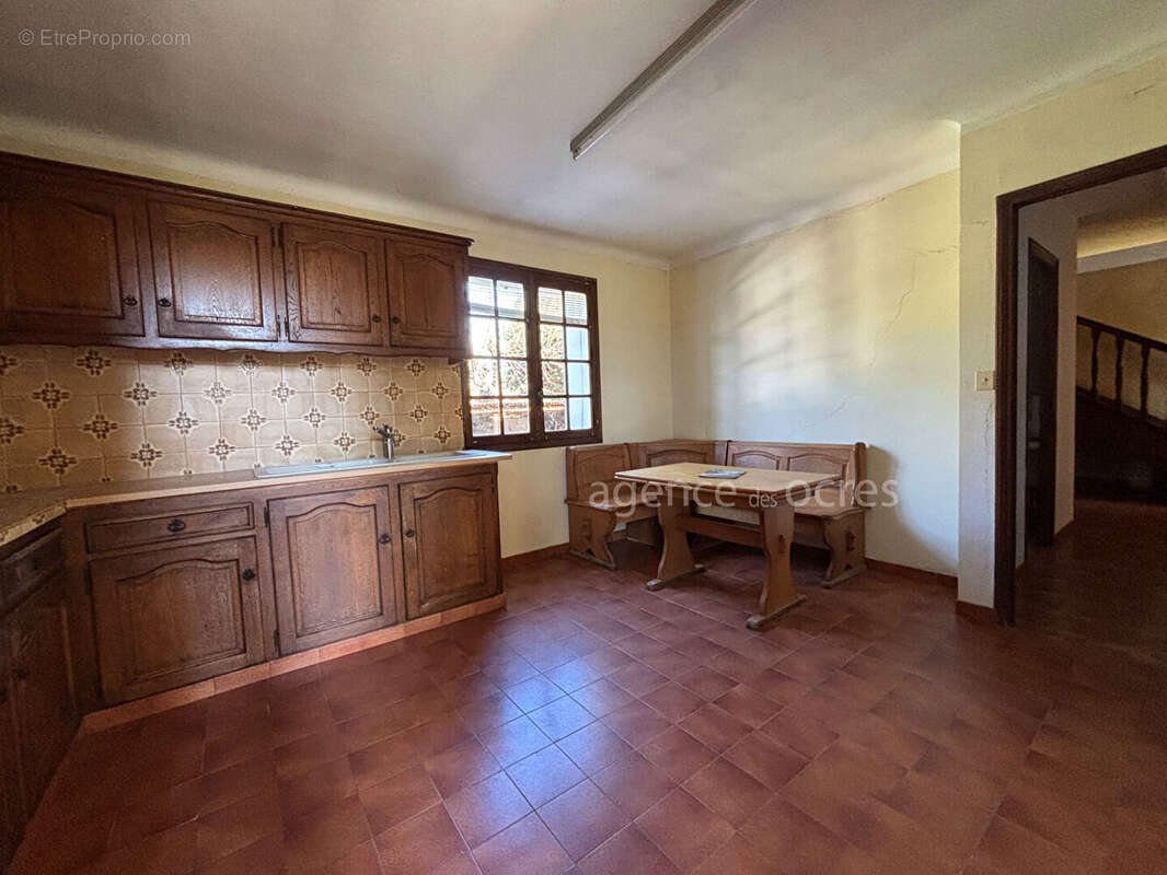 Maison à ROUSSILLON