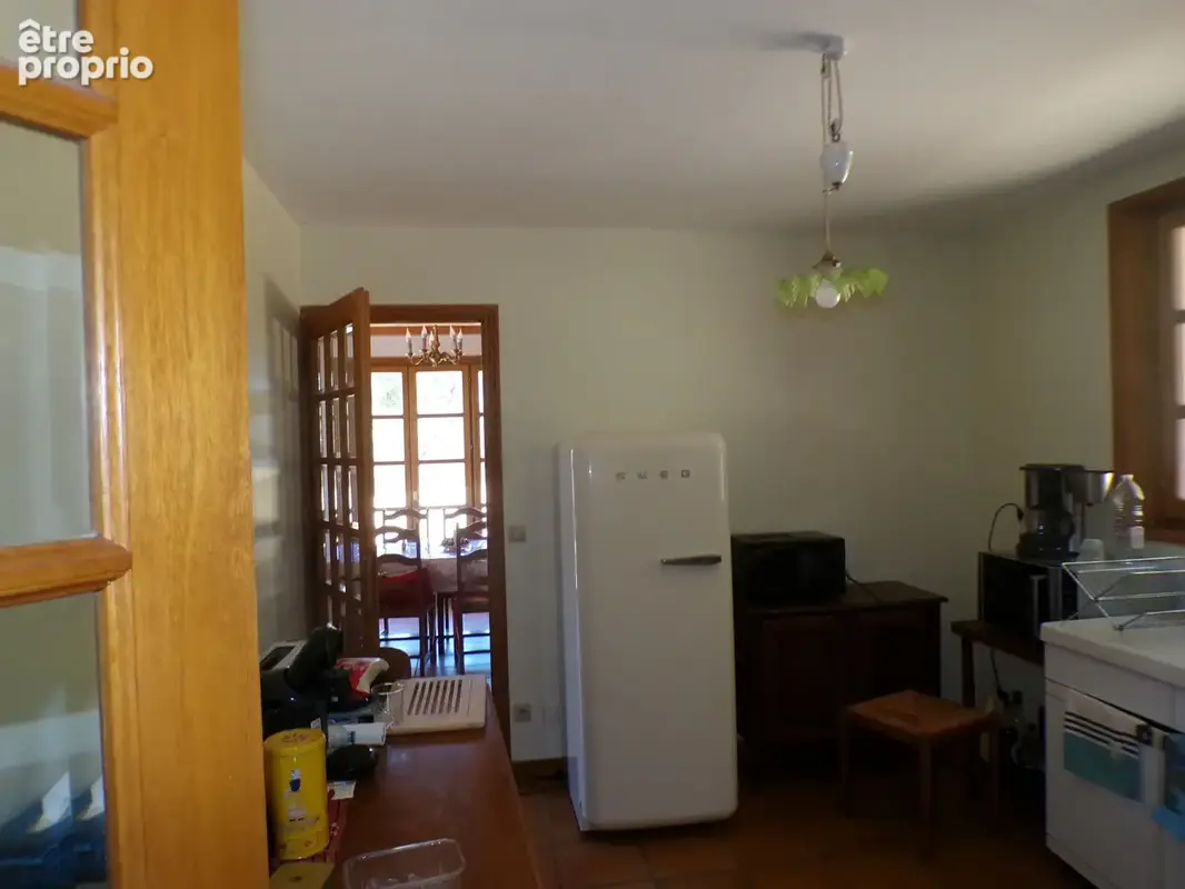 Maison avec grand terrain et vue dominante - photo 11