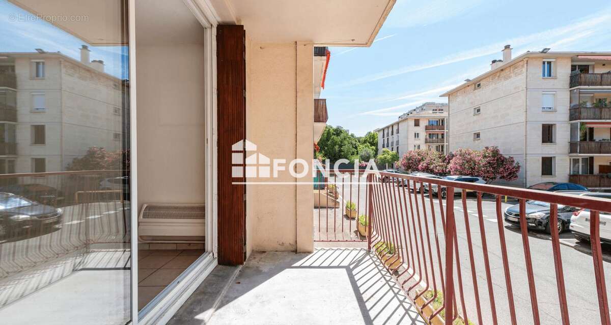 Appartement à SALON-DE-PROVENCE