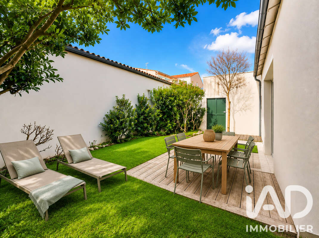 Maison 85 m² à Saint-Martin-De-Re  - photo 5