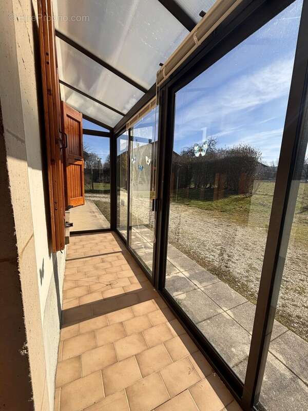 Maison à SAINT-SIMEON-DE-BRESSIEUX