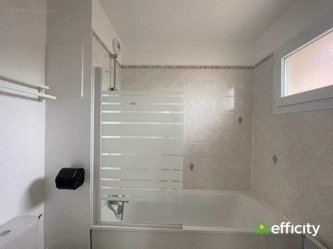 Appartement à EPERNON