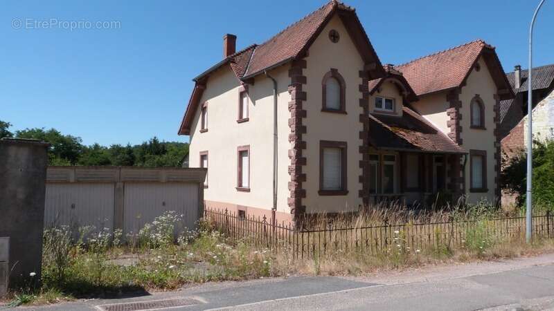 Maison à vendre 8 pièces BITCHE (57) - photo 8