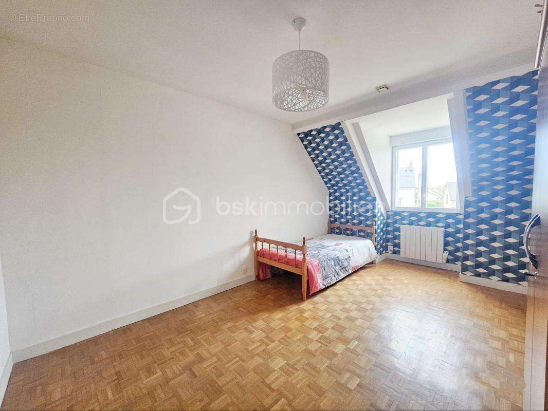 Maison à SULLY-SUR-LOIRE