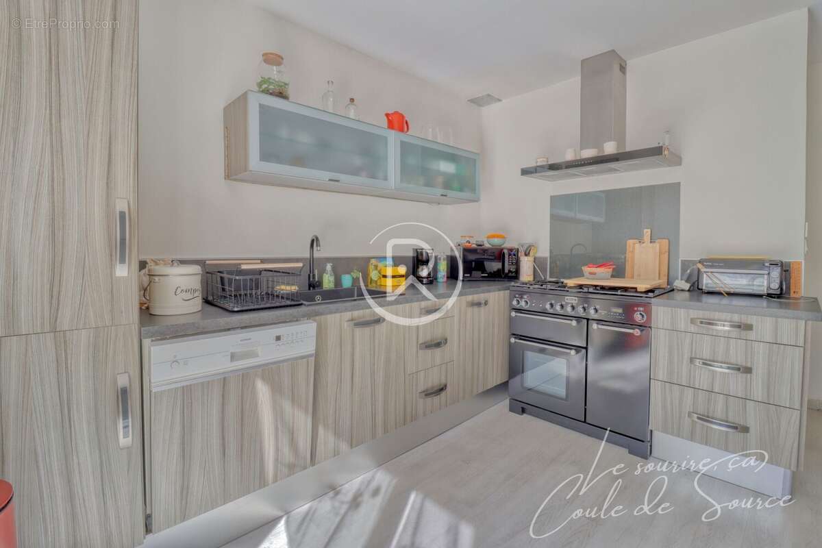 Cuisine Daux - Maison à DAUX