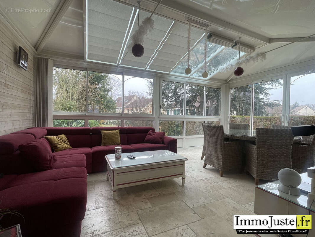 Maison à MAGNY-LES-HAMEAUX