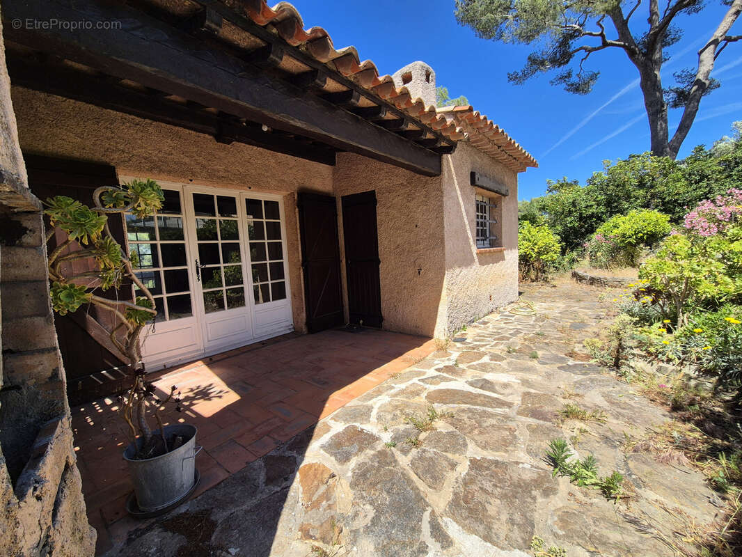 Maison à HYERES