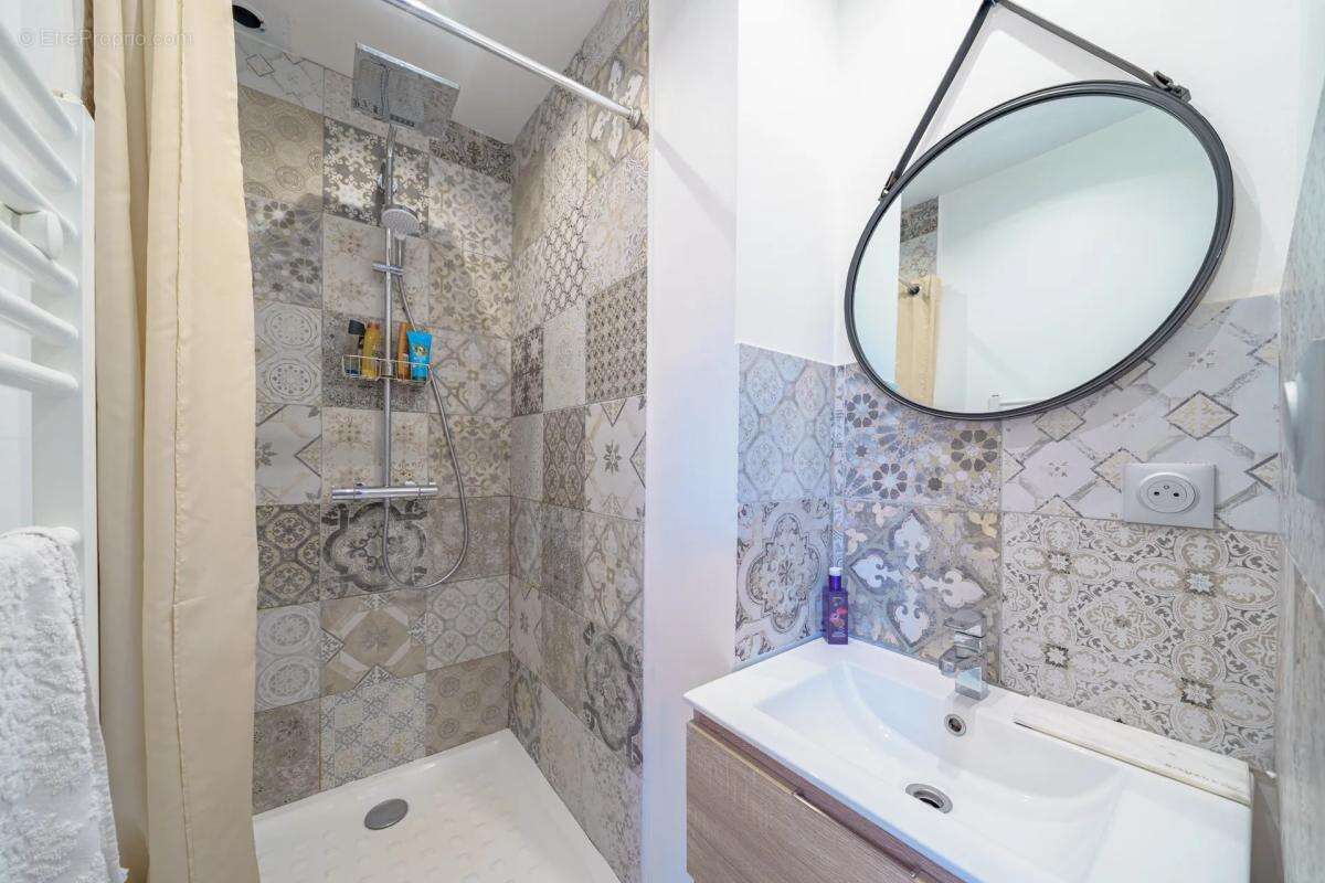 Maison à LA VALETTE-DU-VAR