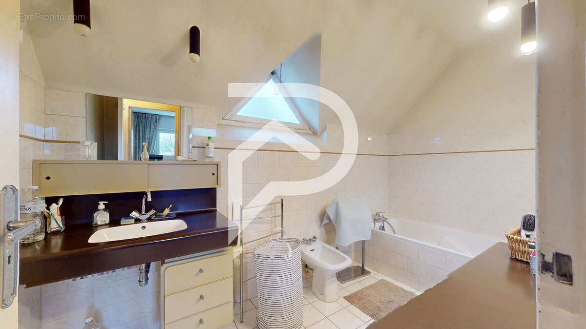 Maison à MARLY-LE-ROI