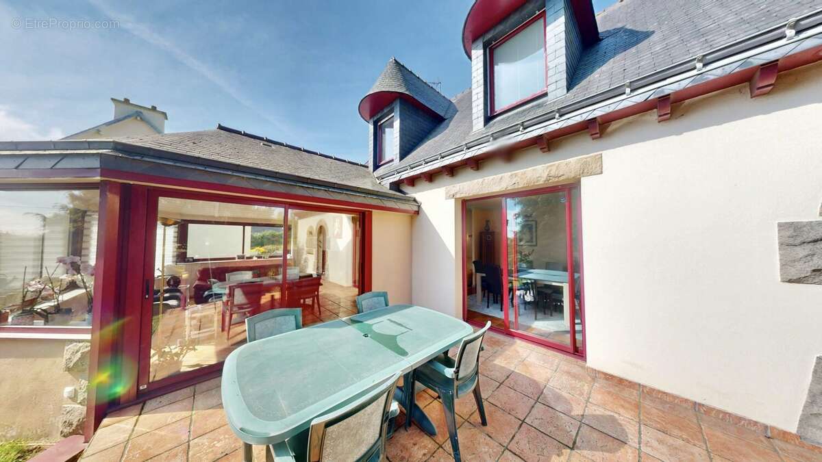 Maison à TREGUEUX