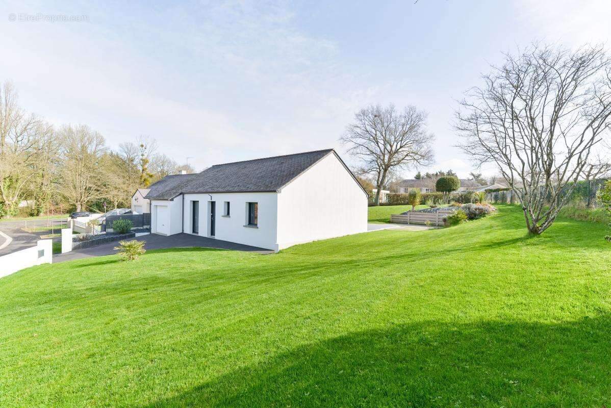 Maison à SAINT-MARS-DU-DESERT