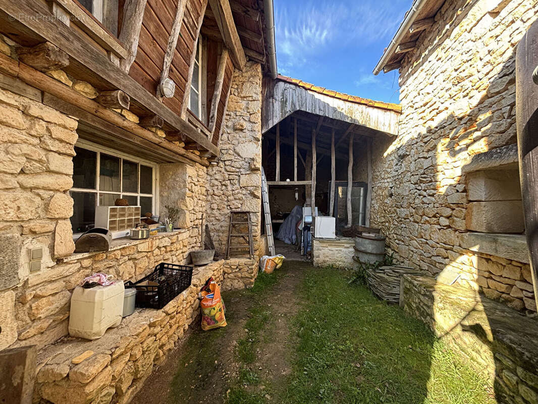 Maison à LAVOUX