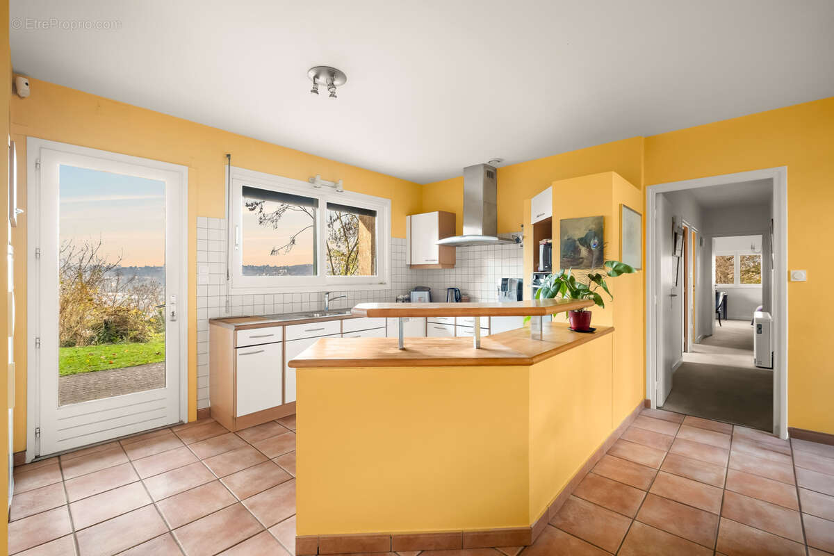 Maison à CALUIRE-ET-CUIRE