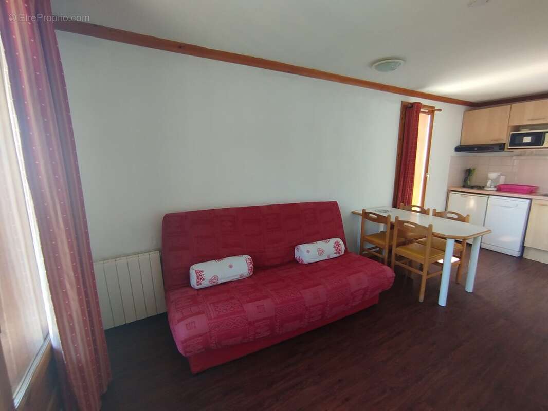 Appartement à BESSE-ET-SAINT-ANASTAISE