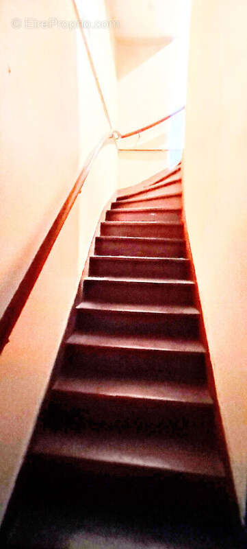 Maison à SAINT-LAURENT-SUR-SEVRE