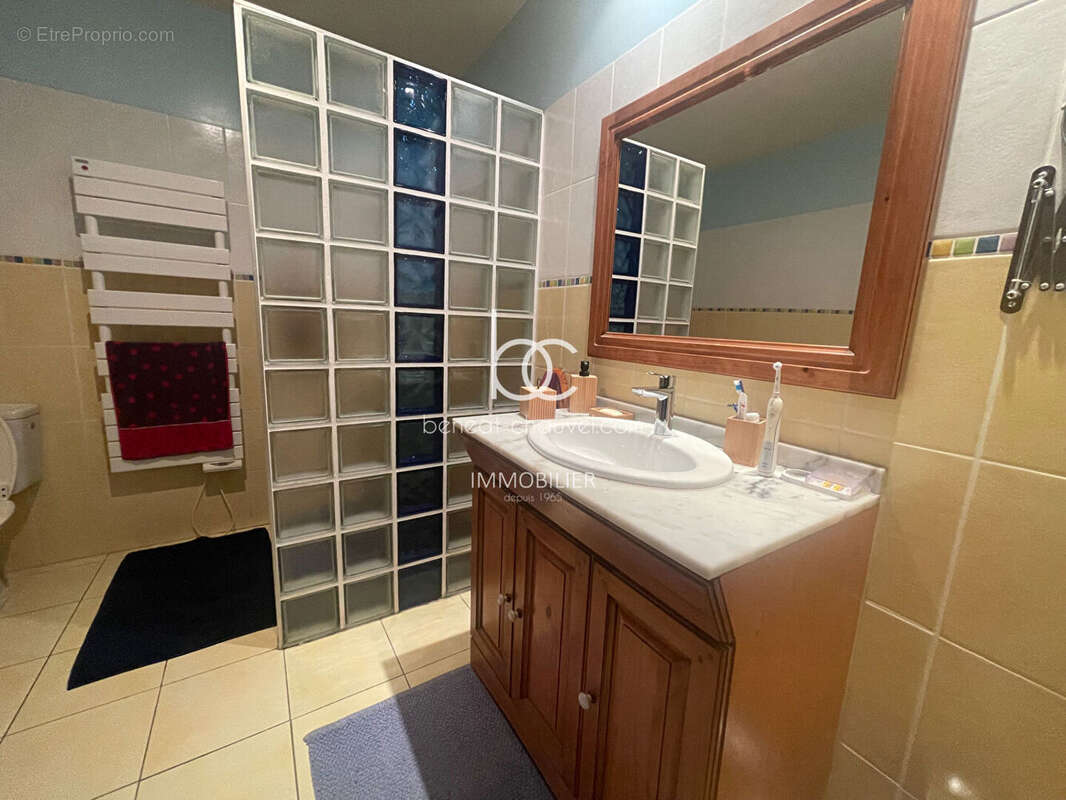 Maison à LE TOUR-DU-PARC