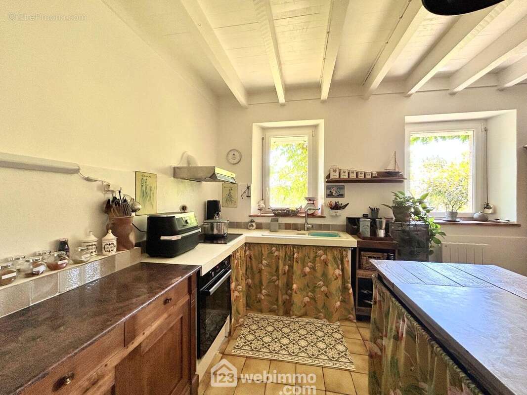 Maison 94 m² à Ploumilliau  - photo 9