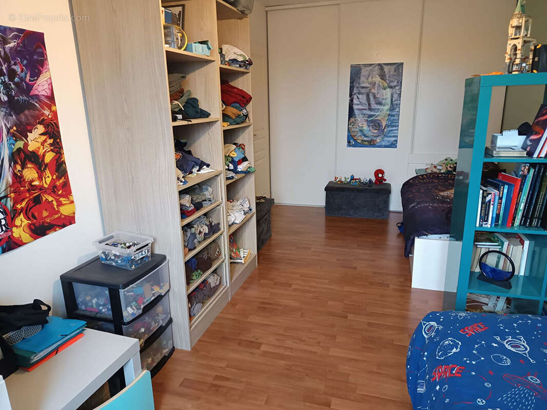 Maison à PRIGNAC-ET-MARCAMPS