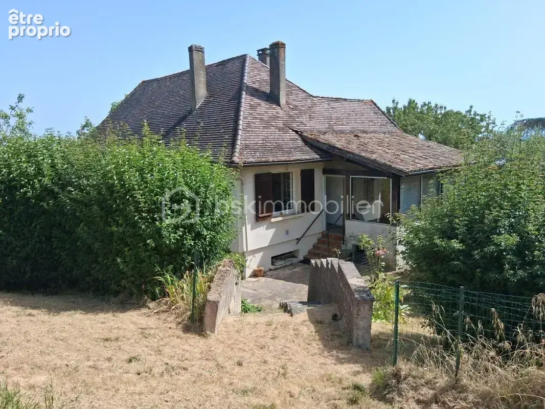 A SAISIR Maison familiale de 150 m² avec dépendances – Terrain arboré de 2 733 m² – Tombebœuf - photo 3