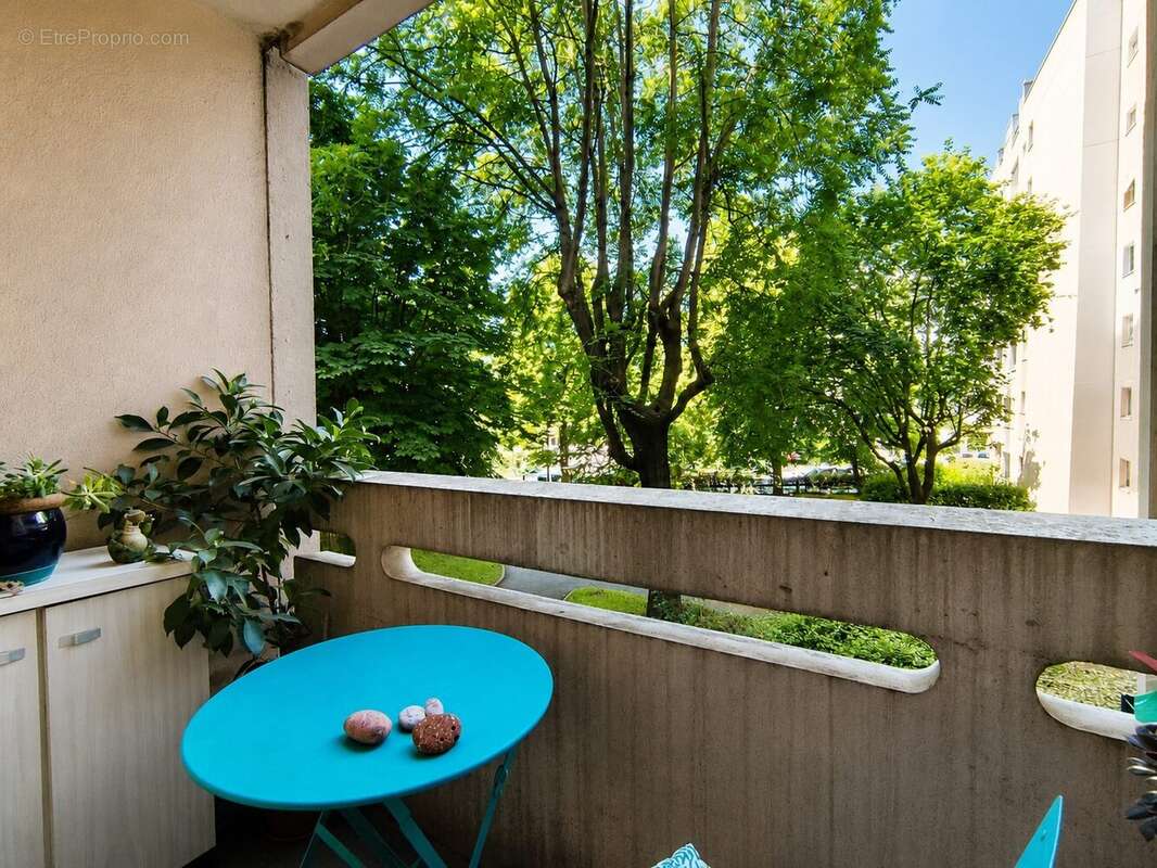 Appartement à MAISONS-ALFORT