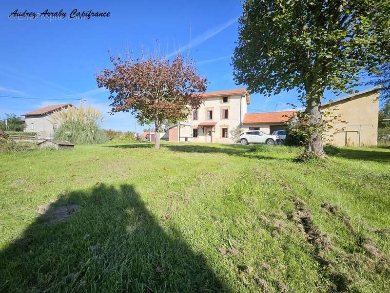 Maison à SAINT-JEAN-D'HEURS