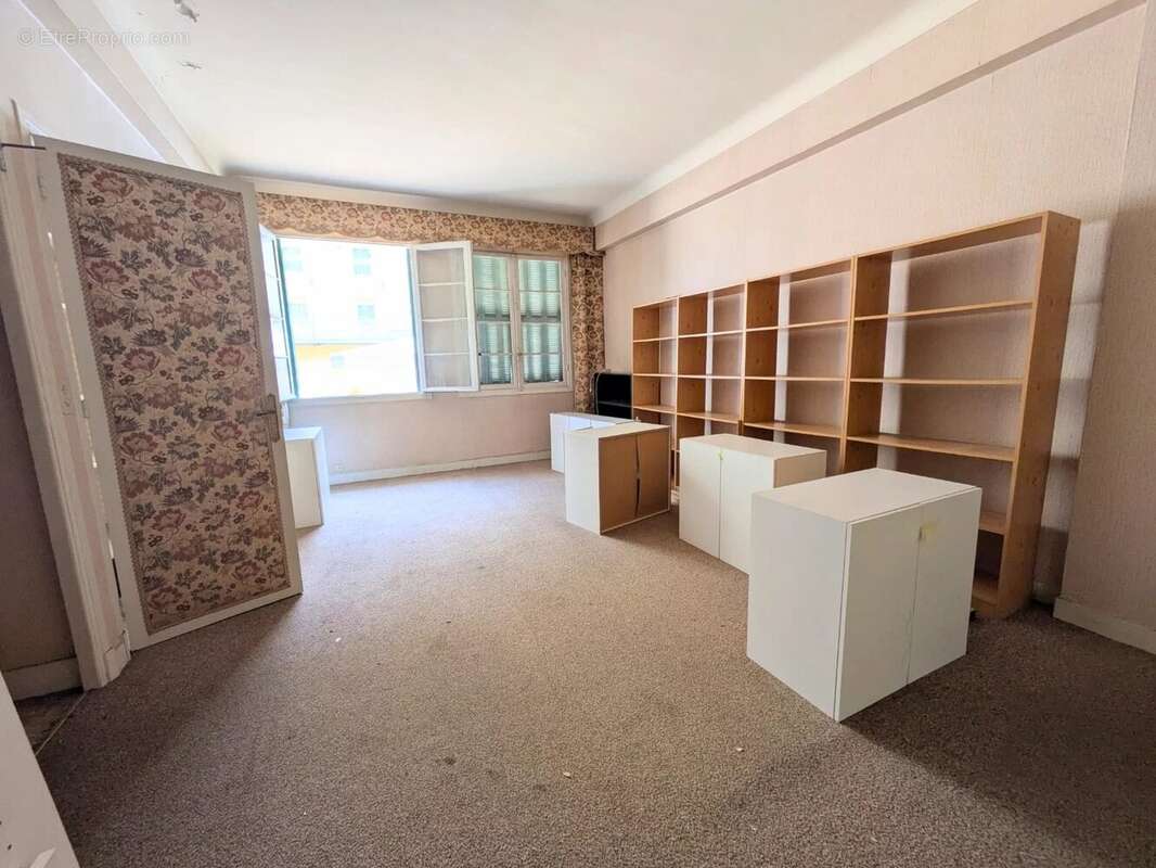 CARRE D'OR / AV DE VERDUN, 3 pièces idéal pour profession libérale - photo 3
