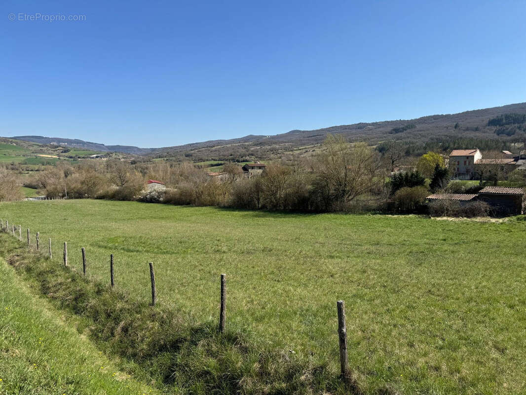 Terrain à LAPANOUSE-DE-CERNON