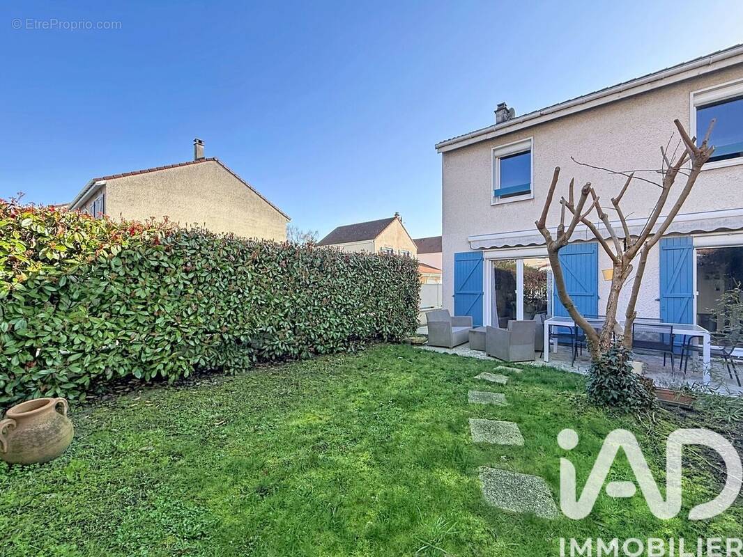 Photo 1 - Maison à SAINT-LEU-LA-FORET